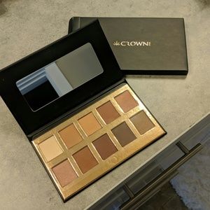 Crown Fuego Eyeshadow Collection palette